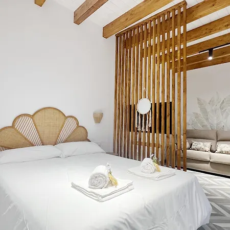 Encantador Apartamento Vigas De Madera Walencja Zewnętrze zdjęcie